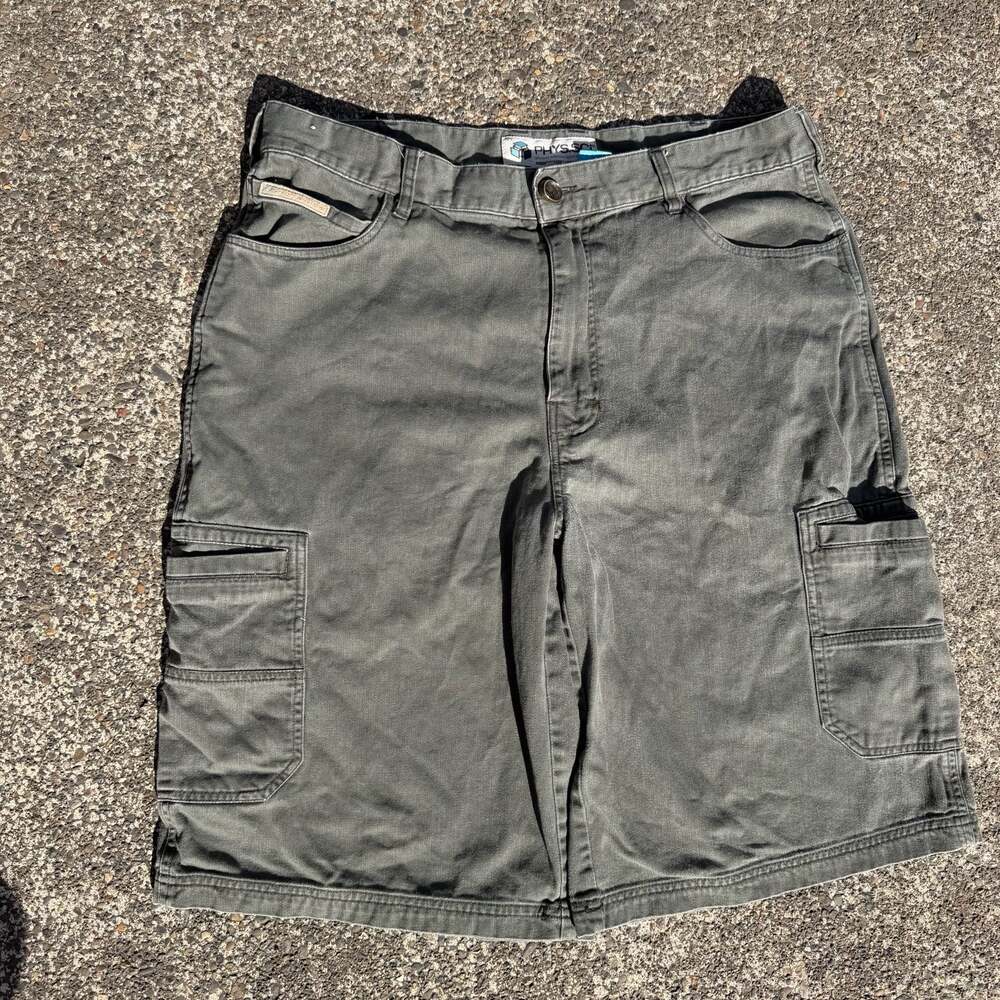 PHYS.SCI Men's Green Cargo Shorts